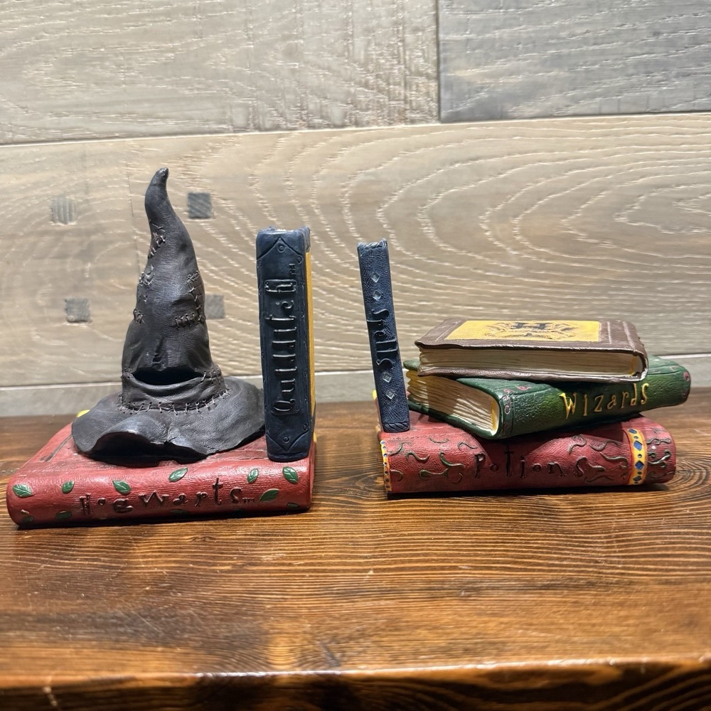 Harry Potter Enesco Resin Sorting Hat & Book-Pile Bookends Vintage 2000 READ